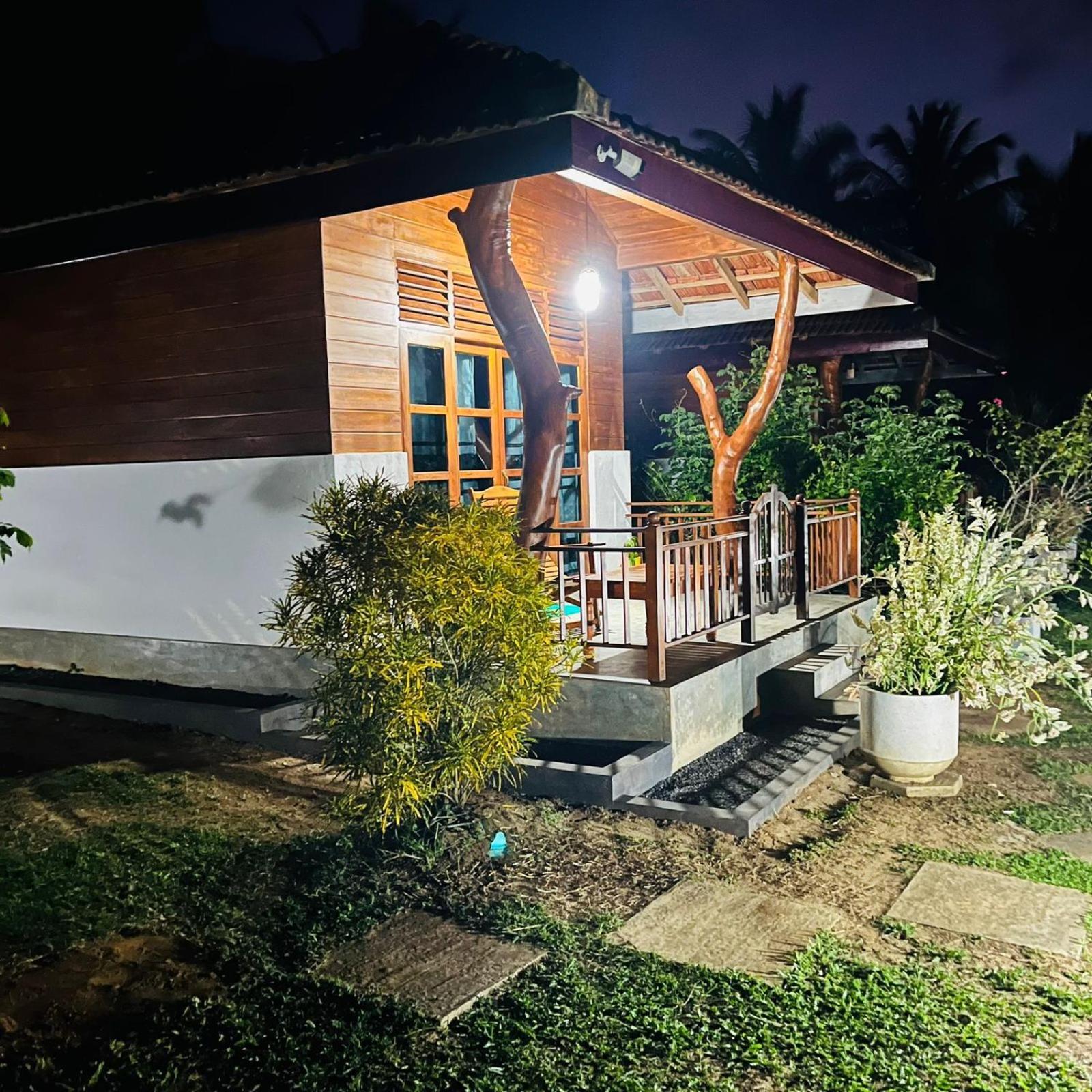 Hanguk Lanka Lagoon Villa تانجالي المظهر الخارجي الصورة